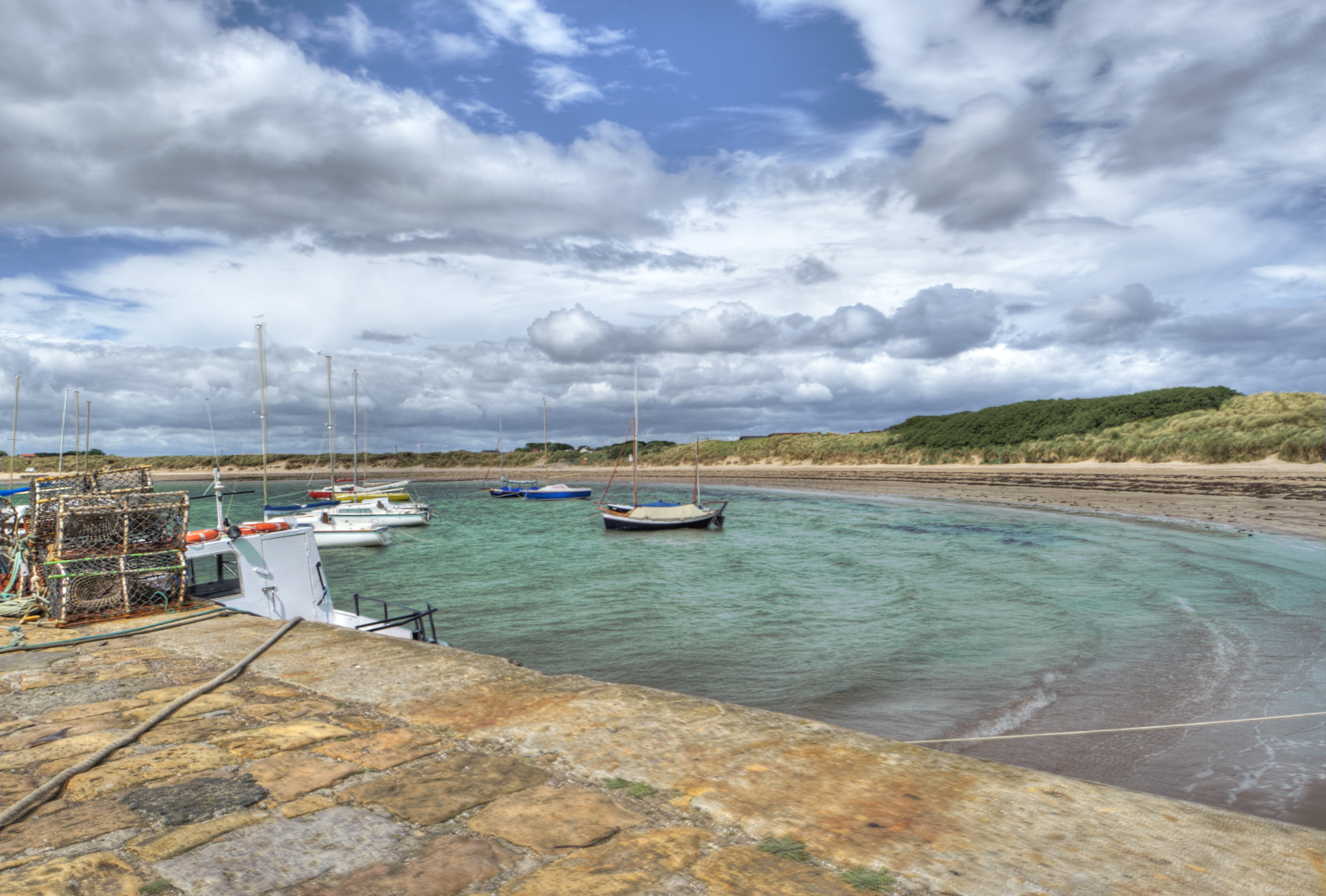 Beadnell harbour