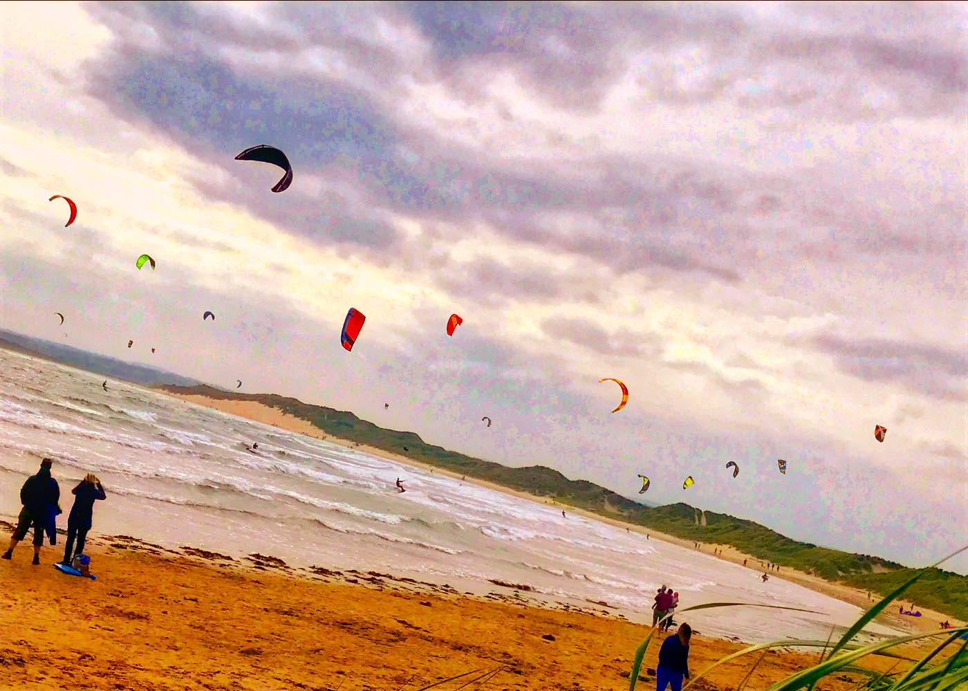 Kite surfing Beadnell BAy